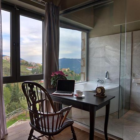 Aegli Arachova Hotell Exteriör bild