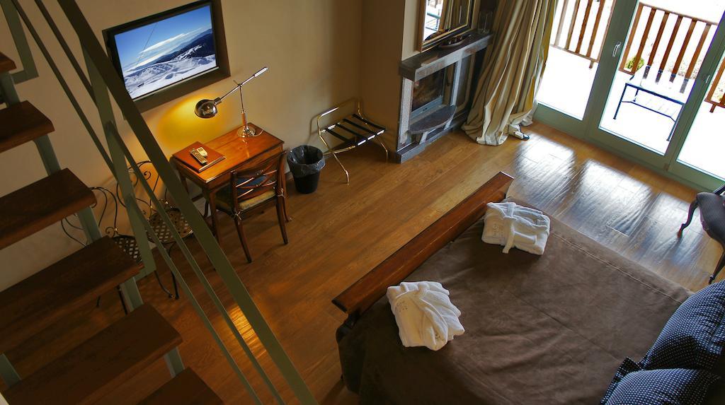 Aegli Arachova Hotell Exteriör bild